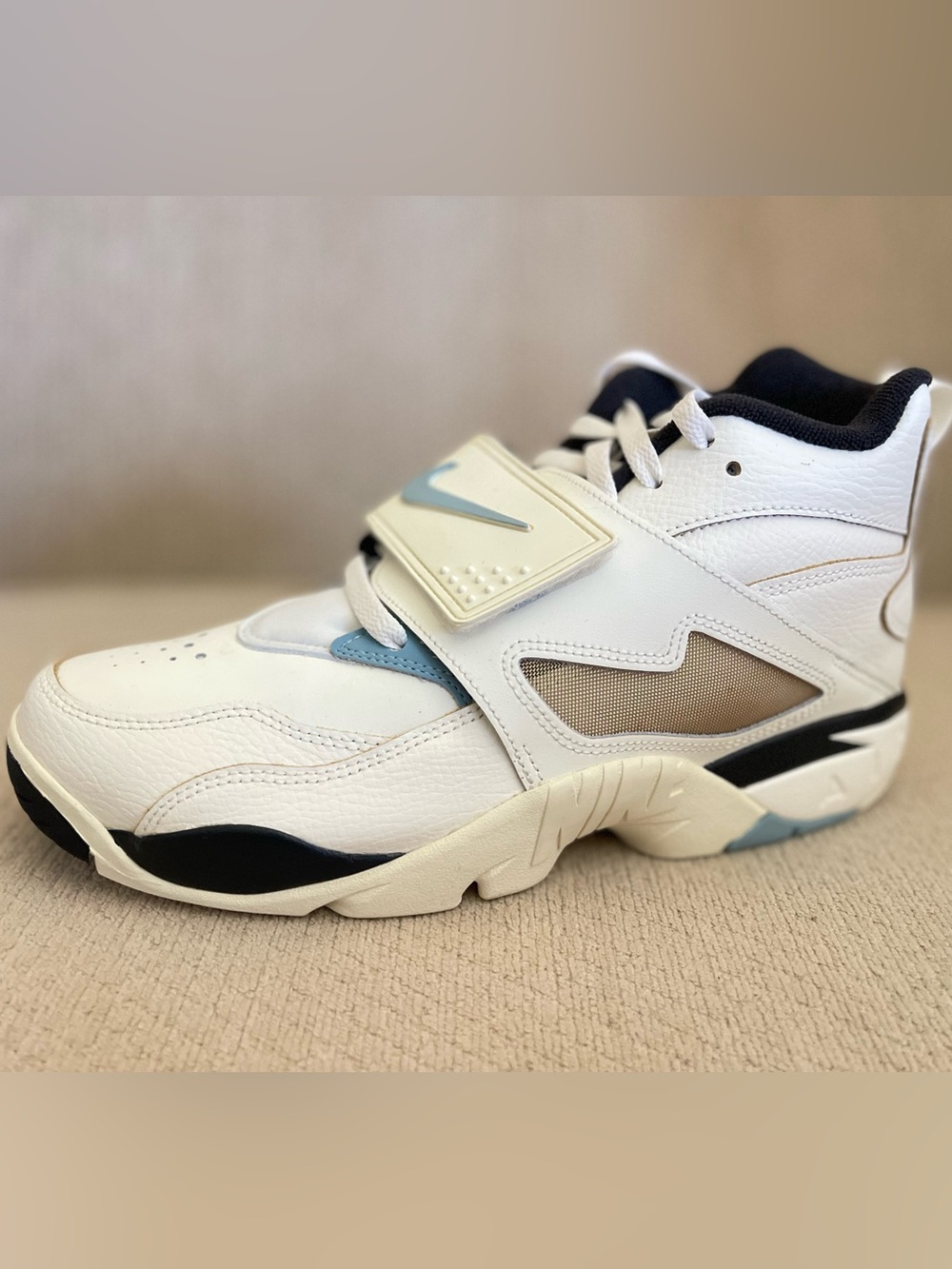Size 10 - Nike Air Diamond Turf Must Be the Money Men’s BRAND NEW